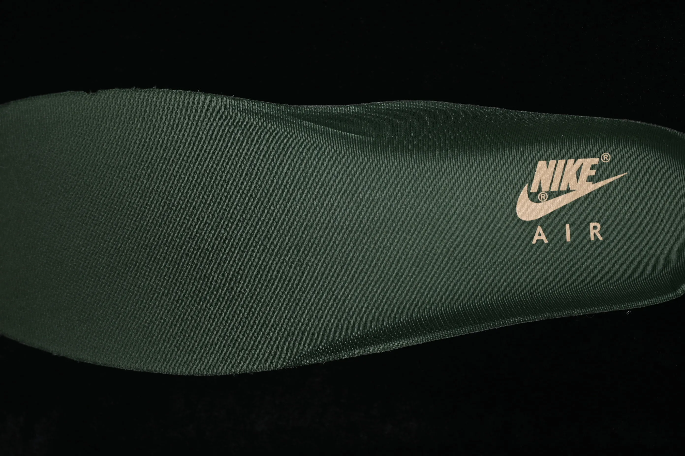 All categories Nk Air Force 1 Air Force series Nk Air Force 1 Low Air Force low-top Nike Air Force 1'07 Low Gucci joint pattern red hook Air Force 1 low-top casual sneakers XL1979-121